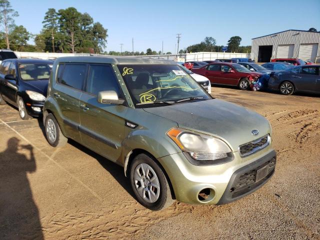 KNDJT2A58C7453683 - 2012 KIA SOUL GREEN photo 1