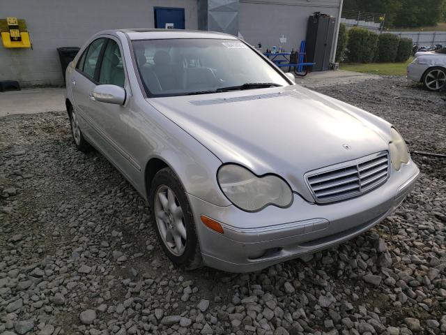 WDBRF61J24F457118 - 2004 MERCEDES-BENZ C 240 SILVER photo 1