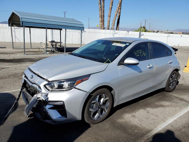 3KPF24AD6KE100174 - 2019 KIA FORTE FE SILVER photo 2