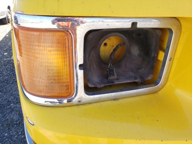 3FRWX6FC6DV799910 - 2013 FORD F650 SUPER YELLOW photo 9