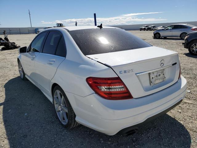 WDDGF4HB8DR263760 - 2013 MERCEDES-BENZ C 250 WHITE photo 3