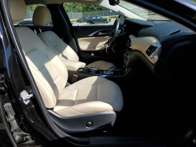 SJKCH5CP6HA018825 - 2017 INFINITI QX30 BASE BLACK photo 5