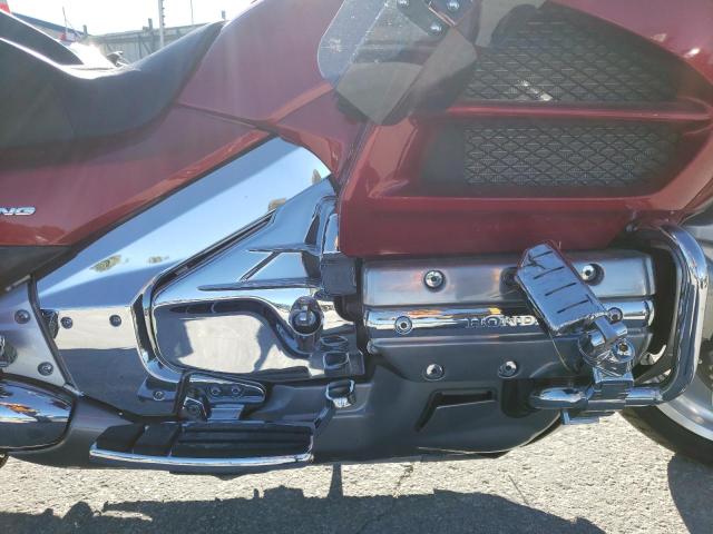 JH2SC68G5GK401294 - 2016 HONDA GL1800 RED photo 7