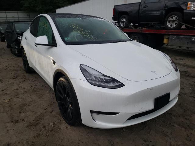 5YJYGAEE5MF194251 - 2021 TESLA MODEL Y أبيض صورة 1