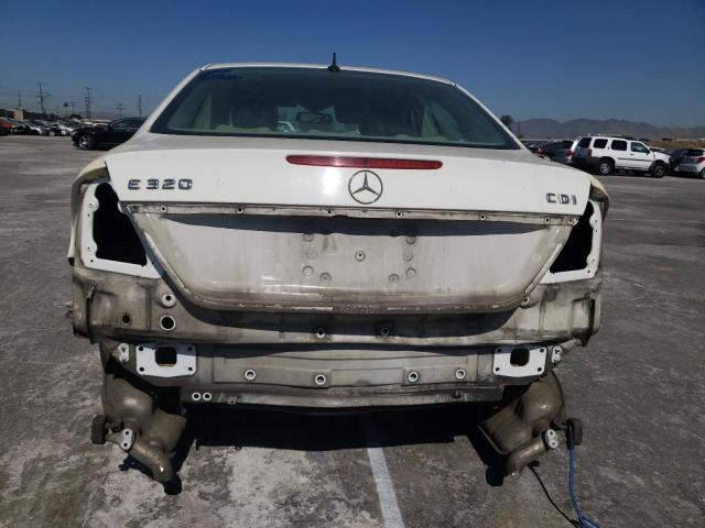 WDBUF26J46A934059 - 2006 MERCEDES-BENZ E 320 CDI WHITE photo 9