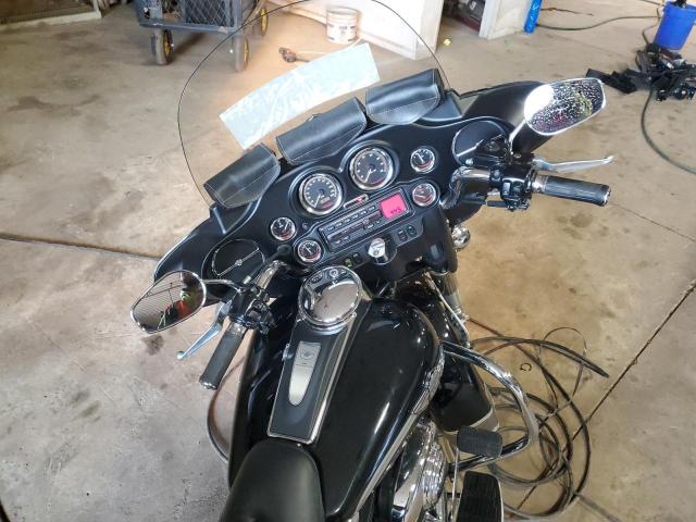 1HD1FCW133Y638025 - 2003 HARLEY-DAVIDSON FLHTCUI 黑色 照片 5