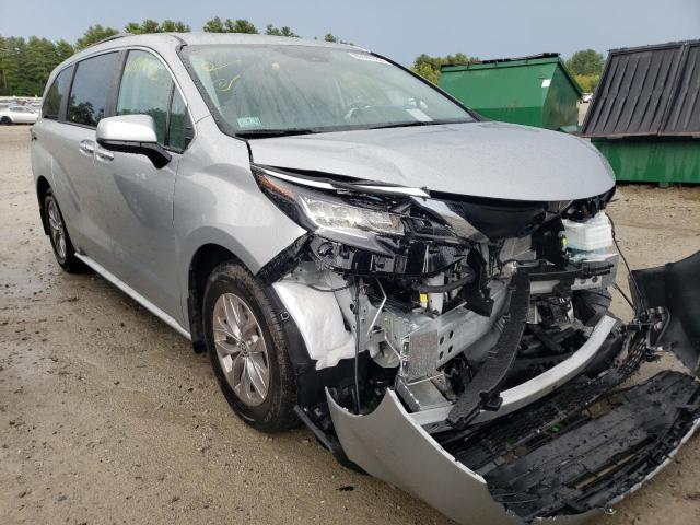 5TDKSKFC4NS066782 - 2022 TOYOTA SIENNA LE SILVER photo 1