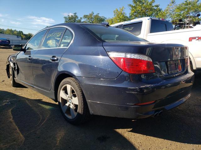 WBANV135X8CZ51317 - 2008 BMW 528 XI BLUE photo 3