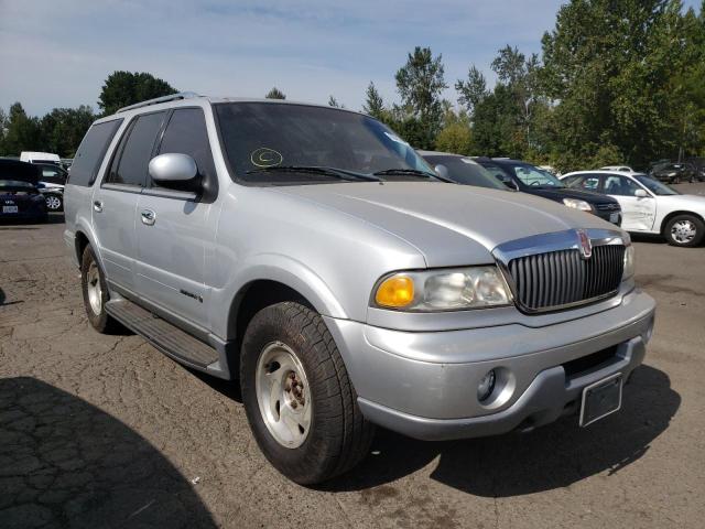 5LMFU28A2YLJ40321 - 2000 LINCOLN NAVIGATOR 银色 照片 1