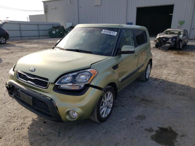 KNDJT2A66D7547684 - 2013 KIA SOUL + GREEN photo 2