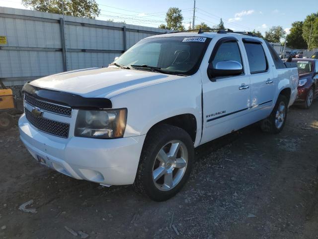 3GNVKGE07AG136891 - 2010 CHEVROLET AVALANCHE WHITE photo 2