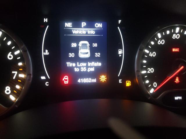 ZACNJAAB2LPL53005 - 2020 JEEP RENEGADE S WHITE photo 8