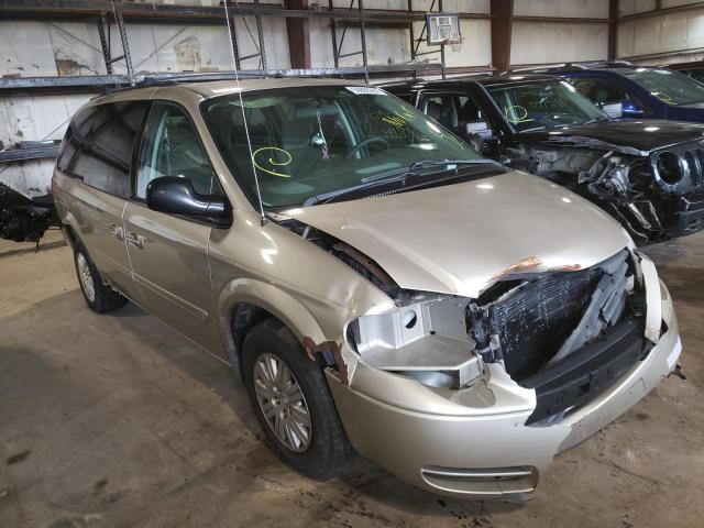 2C4GP44R75R553607 - 2005 CHRYSLER TOWN & COU GOLD photo 1