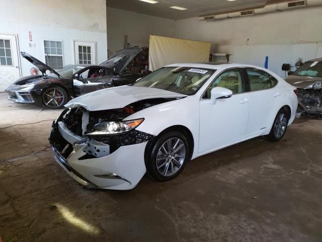 JTHBW1GG0J2172579 - 2018 LEXUS ES 300H WHITE photo 2