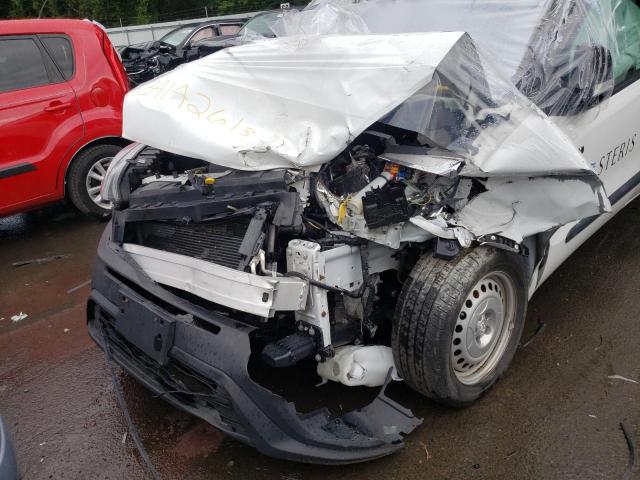 ZFBERFAB6J6J99605 - 2018 RAM PROMASTER 白色 照片 9