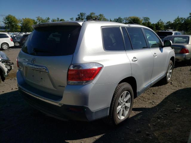 5TDBK3EHXDS257964 - 2013 TOYOTA HIGHLANDER SILVER photo 4