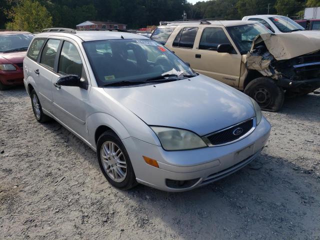 1FAFP36N55W299652 - 2005 FORD FOCUS ZXW SILVER photo 1