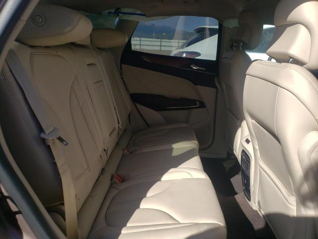 5LMCJ2D9XKUL12488 - 2019 LINCOLN MKC SELECT ბეჟი ფოტო 6