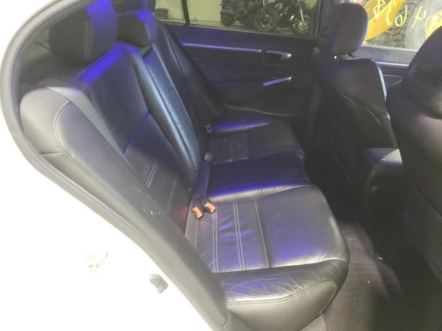 2HHFD5F72BH200728 - 2011 ACURA CSX TECHNO WHITE photo 6