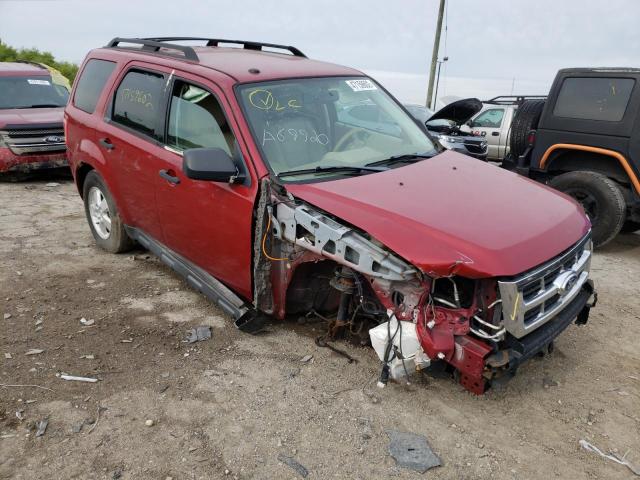 1FMCU0DG6BKA69920 - 2011 FORD ESCAPE RED photo 1