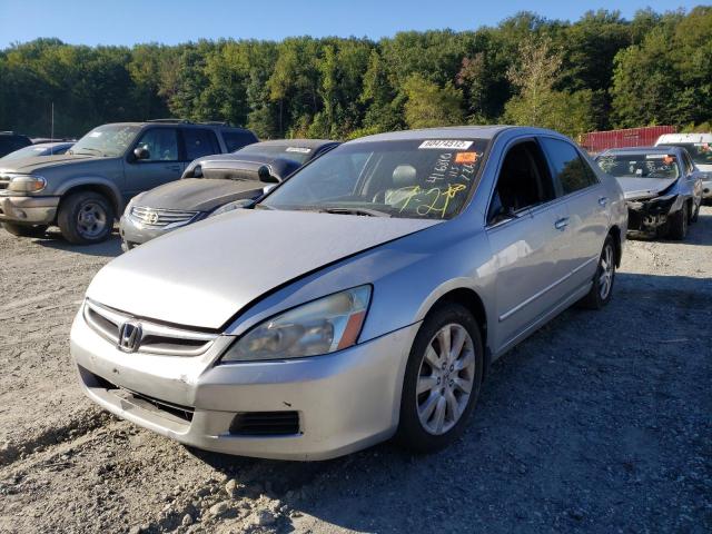 1HGCM66577A006973 - 2007 HONDA ACCORD EX SILVER photo 2