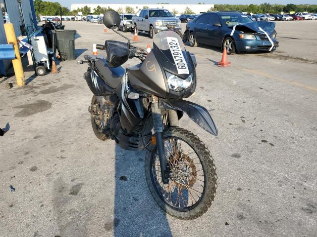 JKAKLEE12CDA44008 - 2012 KAWASAKI KL650 E BLACK photo 1