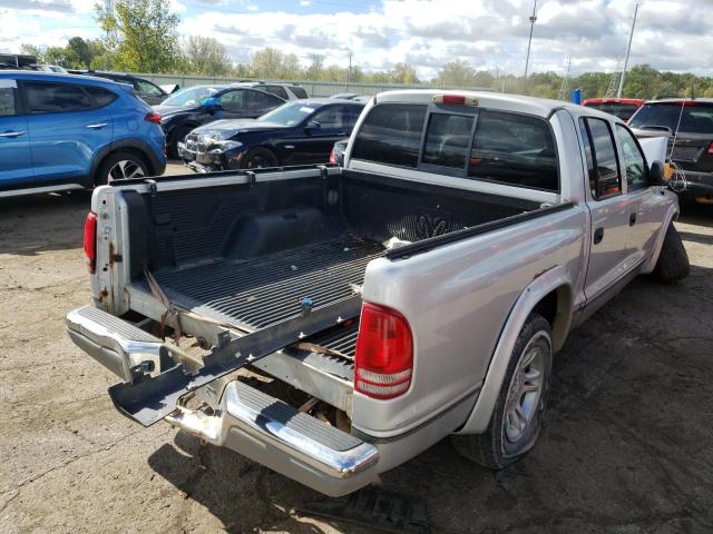 1D7HL48X13S184057 - 2003 DODGE DAKOTA QUA SILVER photo 4