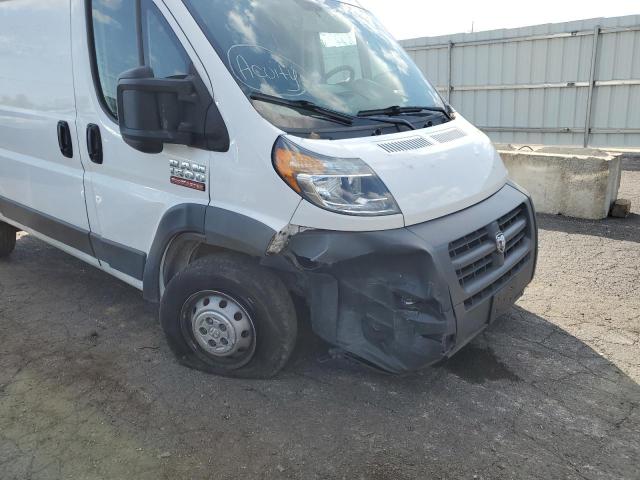 3C6TRVBG2JE158382 - 2018 RAM PROMASTER 白色 照片 9