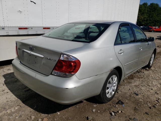 4T1BE32K25U427878 - 2005 TOYOTA CAMRY LE SILVER photo 4