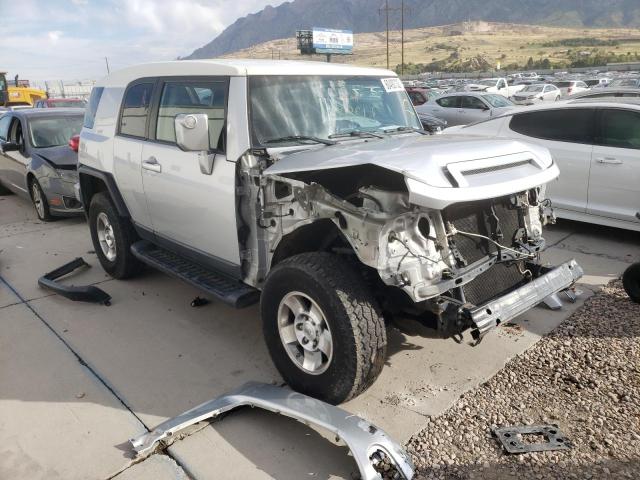 JTEBU11F58K048904 - 2008 TOYOTA FJ CRUISER SILVER photo 1