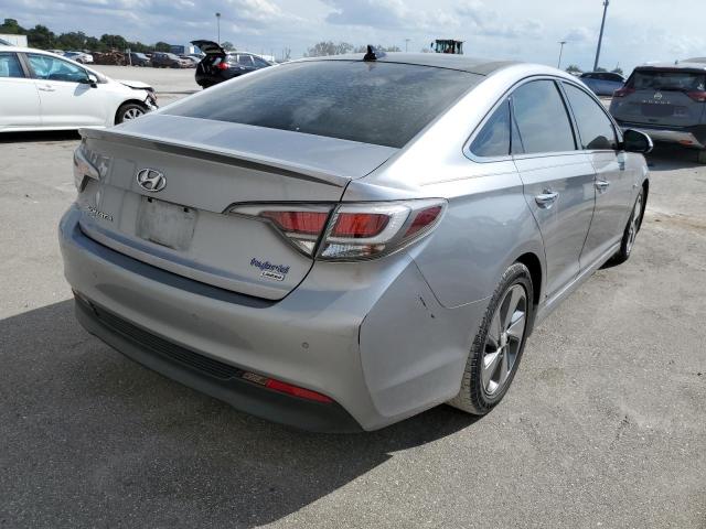 KMHE34L1XGA021866 - 2016 HYUNDAI SONATA HYB SILVER photo 4