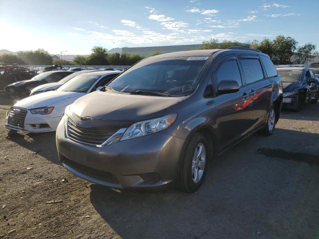 5TDKK3DC2CS252083 - 2012 TOYOTA SIENNA LE CHARCOAL photo 2