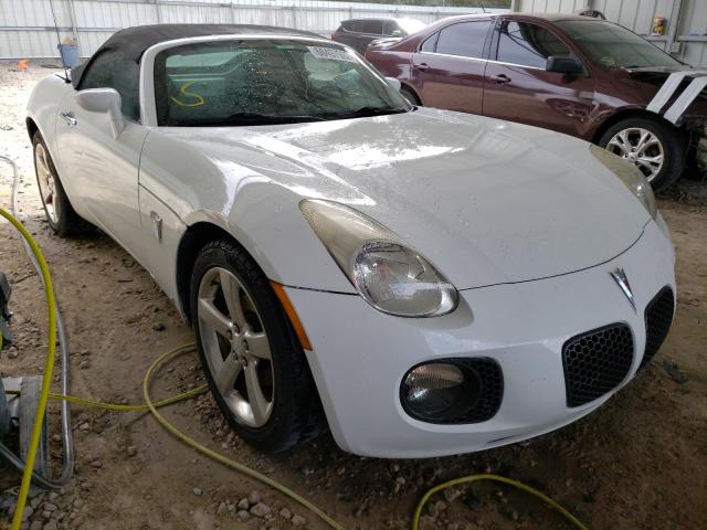 1G2MG35XX7Y127889 - 2007 PONTIAC SOLSTICE G WHITE photo 1