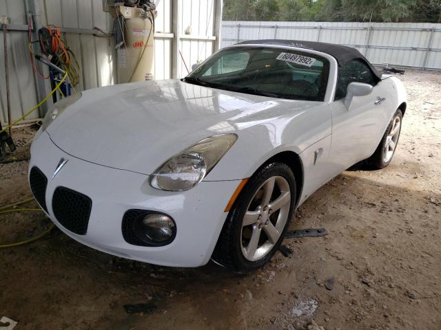 1G2MG35XX7Y127889 - 2007 PONTIAC SOLSTICE G WHITE photo 2