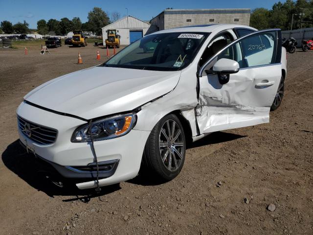 LYV402TK9JB158173 - 2018 VOLVO S60 INSCRI WHITE photo 2