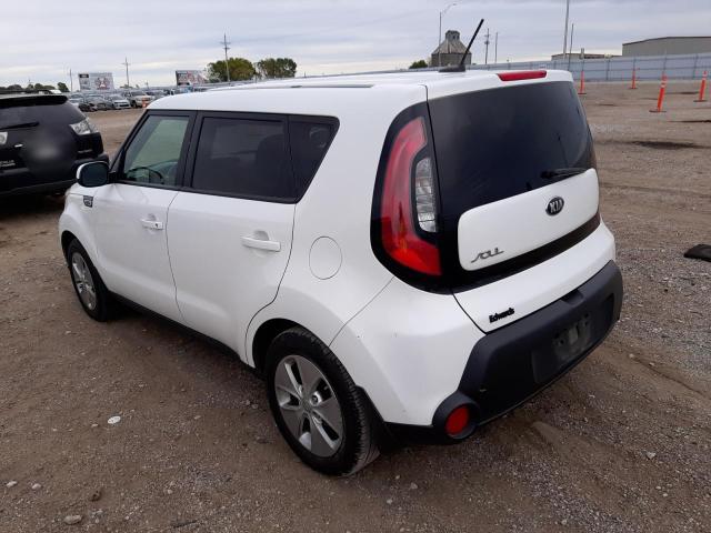 KNDJN2A21G7265433 - 2016 KIA SOUL WHITE photo 3