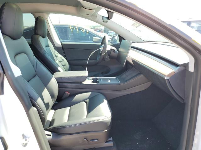 5YJYGDEE6MF211074 - 2021 TESLA MODEL Y أبيض صورة 5