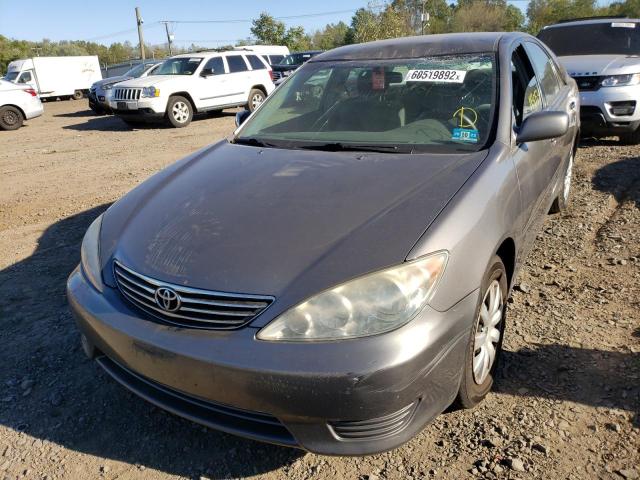 4T1BE30K06U712289 - 2006 TOYOTA CAMRY BEIGE photo 2