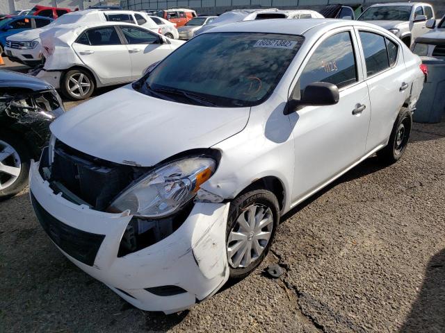 3N1CN7AP7EL842589 - 2014 NISSAN VERSA S WHITE photo 2