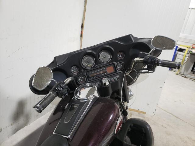 1HD1FCW115Y662469 - 2005 HARLEY-DAVIDSON FLHTCUI 紫色 照片 5