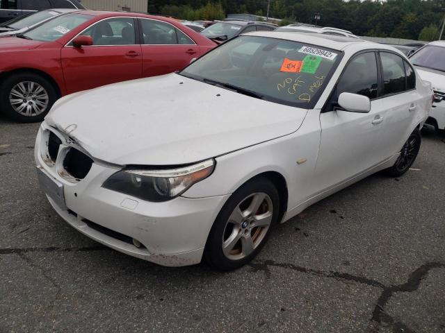 WBANF33537CS40887 - 2007 BMW 525 XI WHITE photo 2
