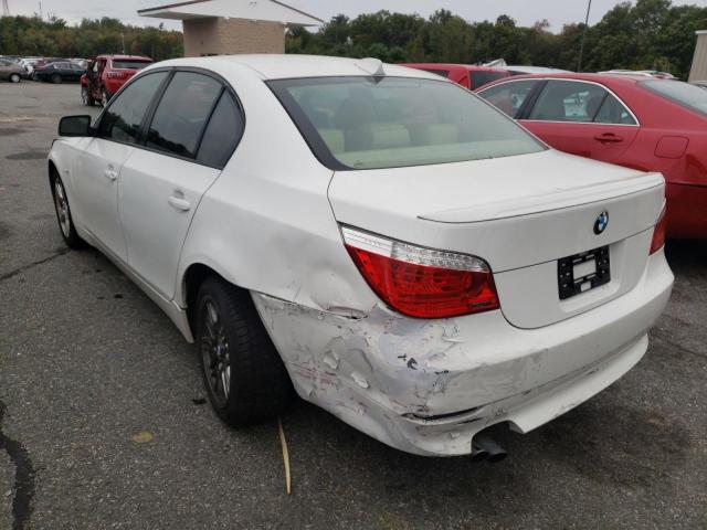WBANF33537CS40887 - 2007 BMW 525 XI WHITE photo 3