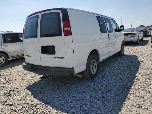 1GCFG15X551115096 - 2005 CHEVROLET EXPRESS G1 WHITE photo 4