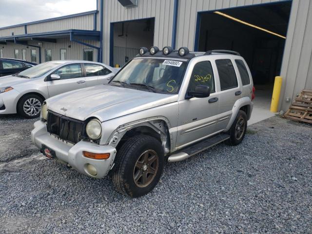 1J4GK38K42W351908 - 2002 JEEP LIBERTY RE SILVER photo 2