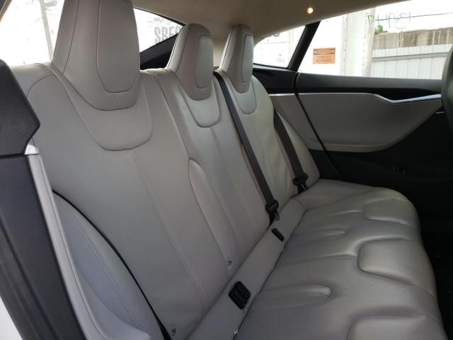 5YJSA1S21FF098735 - 2015 TESLA MODEL S 70 WHITE photo 6