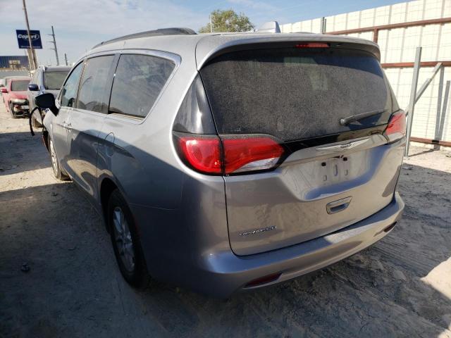 2C4RC1DG7LR172046 - 2020 CHRYSLER VOYAGER LX SILVER photo 3