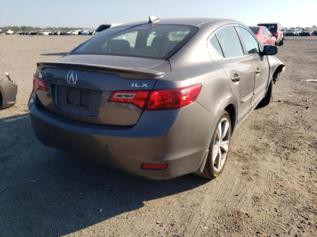 19VDE1F78DE000962 - 2013 ACURA ILX 20 TEC GRAY photo 4