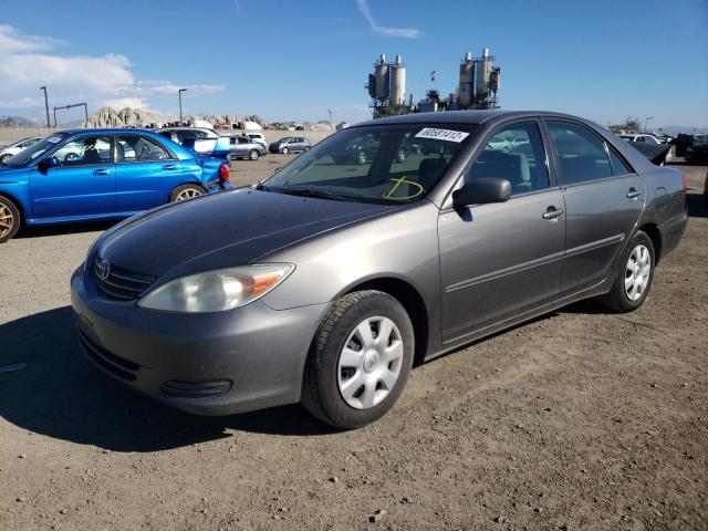 4T1BE32K83U684315 - 2003 TOYOTA CAMRY LE GRAY photo 2