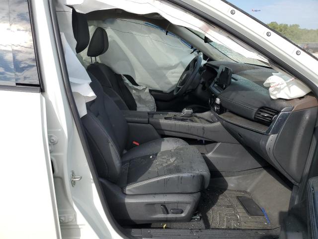 JN8AT3CA2MW027709 - 2021 NISSAN ROGUE SL WHITE photo 5