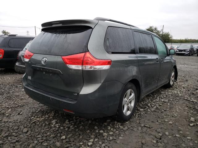 5TDKK3DC0ES422072 - 2014 TOYOTA SIENNA LE GRAY photo 4